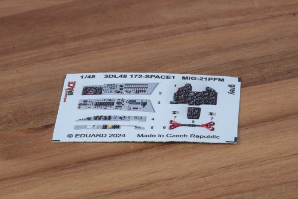 Eduard 3DL48172 MiG-21PFM grey SPACE EDUARD 1/48