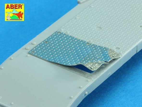 Aber 16099 WWII German pattern treadplate (Trumpeter Pz. IV) (1:16)