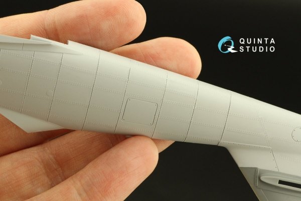 Quinta Studio QRV-029 Double riveting rows (rivet size 0.20 mm, gap 0.8 mm, suits 1/32 scale), Black color, total length 5,8 m/19 ft