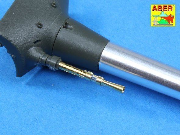 Aber 35L-182 Armament for T10-M Heavy Tank 1x122 mm M62-T2, 1x14,5 cm KPVT 1/35