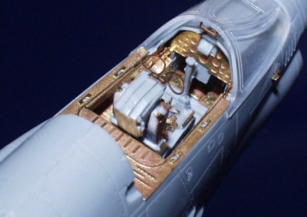 Eduard 49278 F-8E 1/48 Hasegawa