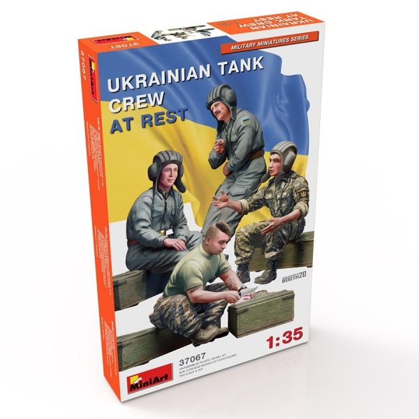 MiniArt 37067 UKRAINIAN TANK CREW AT REST 1/35