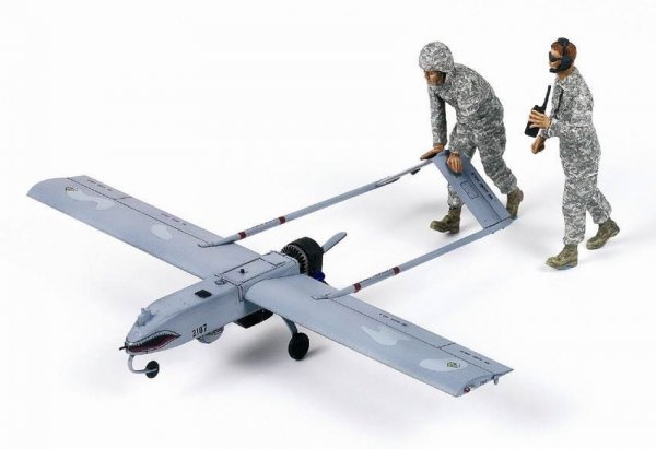 Academy 12117 U.S. Army RQ-7B Shadow UAV (1:35)