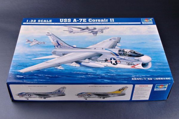 Trumpeter 02231 USS A-7E Corsair II (1:32)