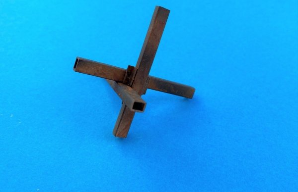 Point of no Return 3522015 Barykada przeciwczołgowa typu jeż 2 1/35