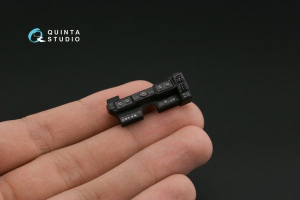 Quinta Studio QD24004 Hummer H1 3D-Printed &amp; coloured Interior on decal paper (MENG) 1/24
