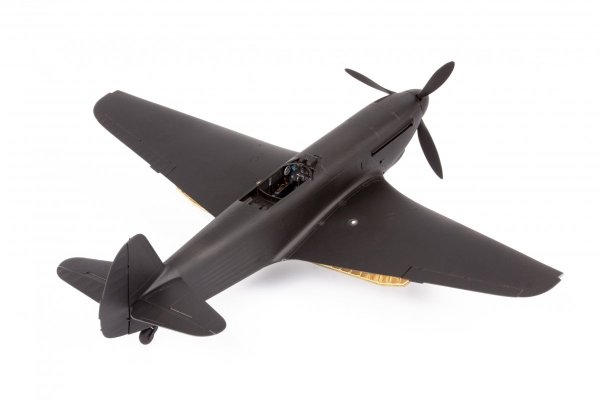 Eduard BIG33144 Yak-9T ICM 1/32