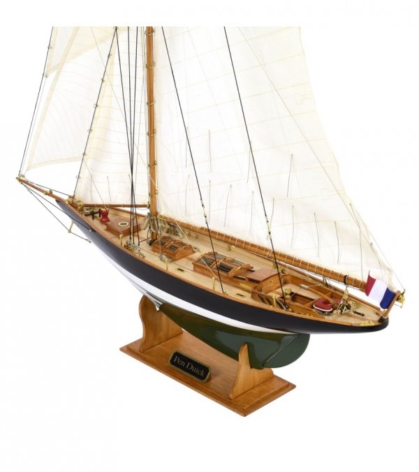 ARTESANIA LATINA 22418-N Jacht Pen Duick 1/28