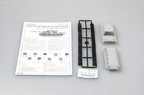 Trumpeter 07294 German Sd.Kfz 186 Jagdtiger (Porsche gear) w Zimme (1:72)