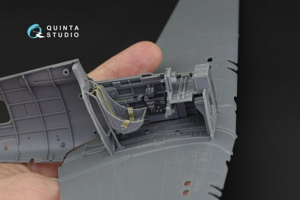 Quinta Studio QD32132 P-40B 3D-Printed &amp; coloured Interior on decal paper (GWH) 1/32