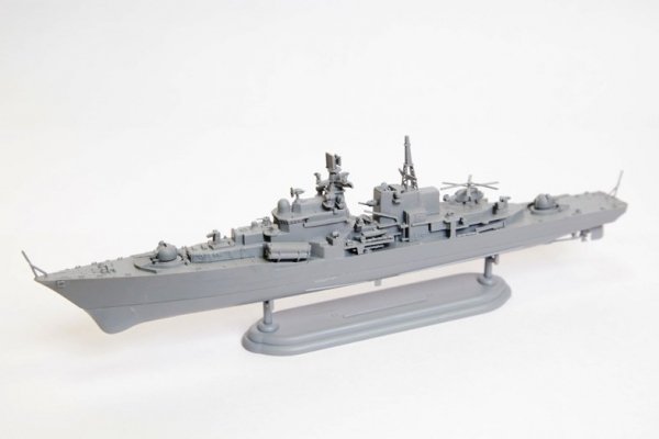 Zvezda 9054 Russian Destroyer Sovremenny 1/700