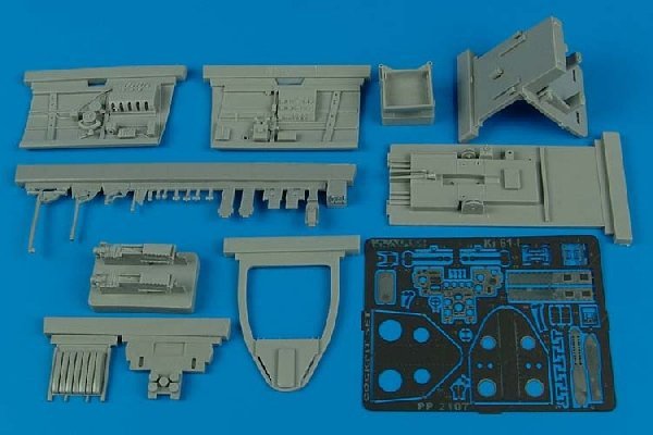 Aires 2107 Kawasaki Ki61-I cockpit set 1/32 Hasegawa