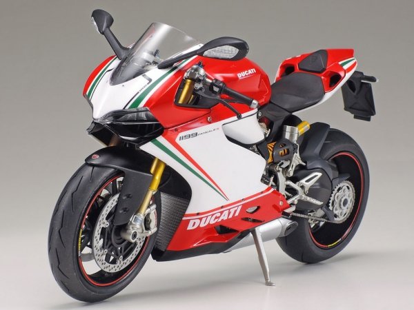 Tamiya 14132 Ducati 1199 Panigale S Tricolore 1/12
