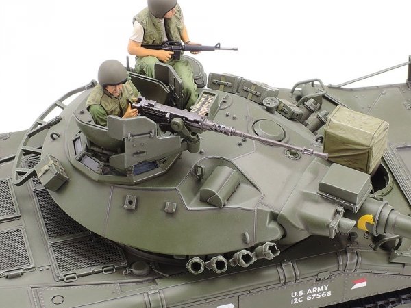 Tamiya 35365 U.S. Airborne Tank M551 Sheridan (Vietnam War) 1/35