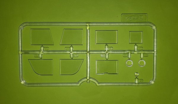 ICM 35581 le.gl.Einheits-Pkw Kfz.1, WWII German Light Personnel Car 1/35