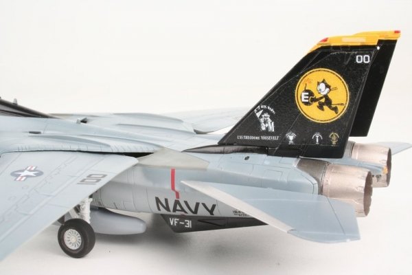 Revell 04195 F-14D Super Tomcat Last Flight (1:72)