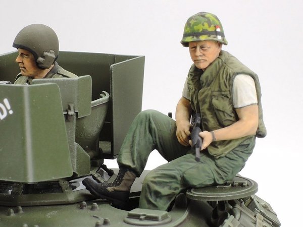 Tamiya 35365 U.S. Airborne Tank M551 Sheridan (Vietnam War) 1/35