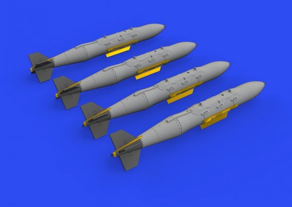 Eduard SIN67224 F-35A armament TAMIYA 1/72