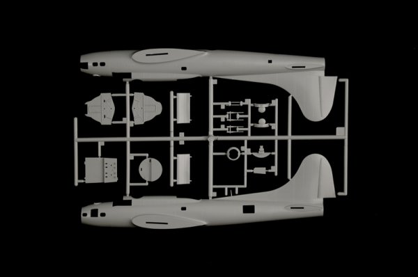Italeri 1487 B-17F Flying Fortress 1/72