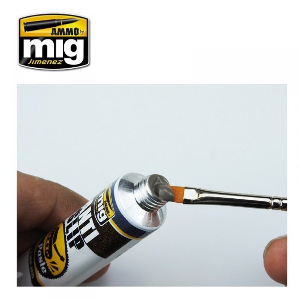 Ammo of Mig 2035 ANTI-SLIP PASTE - BROWN COLOR FOR 1/35