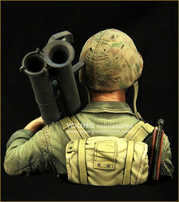 Young Miniatures YM1880 USMC PACIFIC WWII 1/10