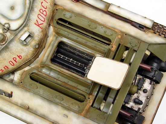 Trumpeter 00905 T-34/76 Model 1942 1/16