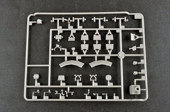Trumpeter 09525 Russian T-80U MBT 1/35