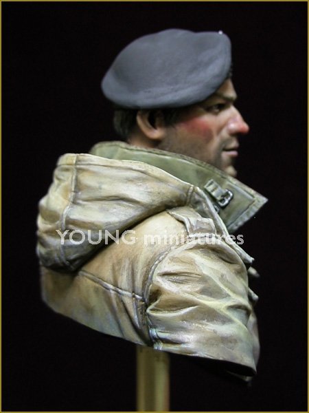 Young Miniatures YM1835 British Tank Crew WWII 1/10