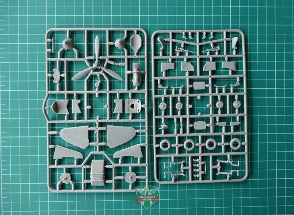 Modelsvit 4803 Yak-1 Early version 1/48
