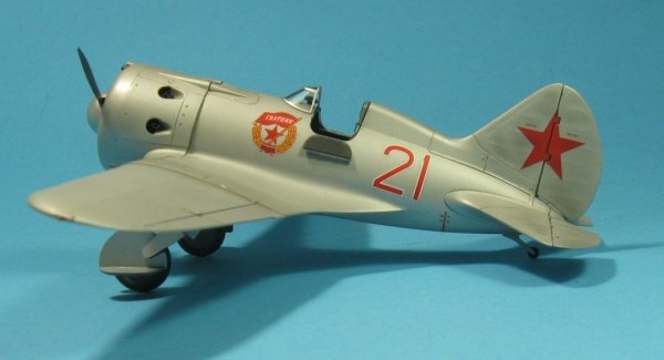 ICM 48097 I-16 type 24, WWII Soviet Fighter 1:48