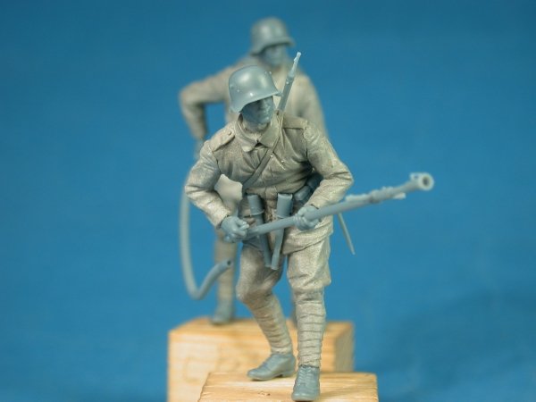 Copper State Models F35-045 German Freikorps flamethrower squad 1/35
