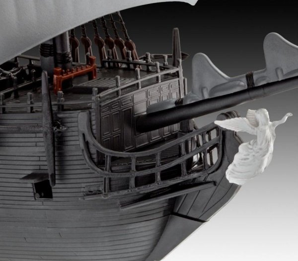 Revell 05499 Black Pearl (1:150)