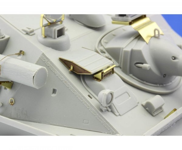 Eduard 36194 ASU-85 SPG (1956) 1/35 Trumpeter