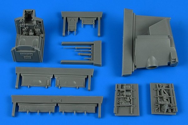 Aires 4851 Harrier AV-8A wheel bay 1/48 Kinetic
