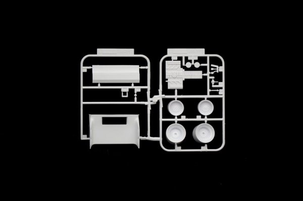 Italeri 3639 Porsche 935 “Baby” (SUPER DECALS SHEET) 1/24
