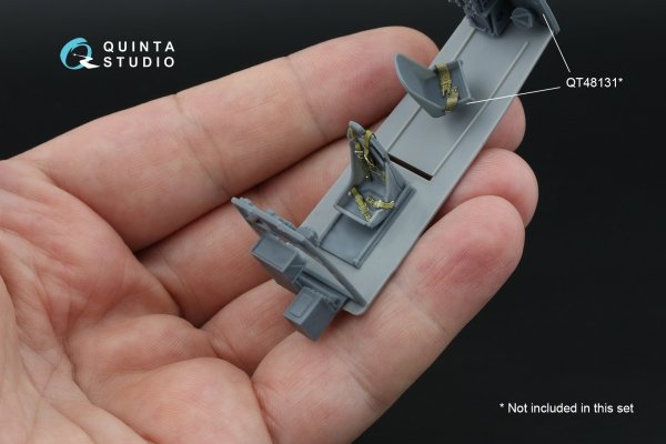 Quinta Studio QT48132 Fairey Barracuda Observer Station (Trumpeter)  1/48