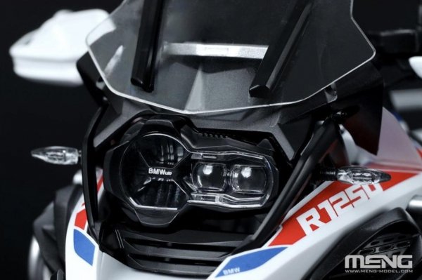 Meng Model MT-005S BMW R 1250 GS ADV (Pre-Coloured Version) 1/9