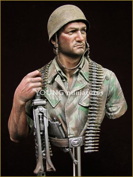 Young Miniatures YM1844 German Fallschirmjager Monte Cassino 1944 1/10