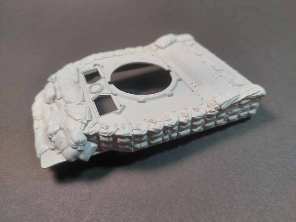 Panzer Art RE35-770 Stuart M5 hull with a frame with sandbags armor 1/35