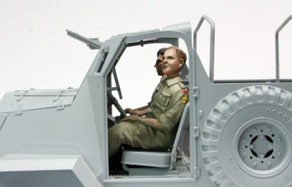 Toro 35F74 Middle East &amp; Italy 1943-46 - Dwóch żołnierzy do C15TA/Ottera Do modeli firmy IBG 2 Korpus Polski we Włoszech 1/35