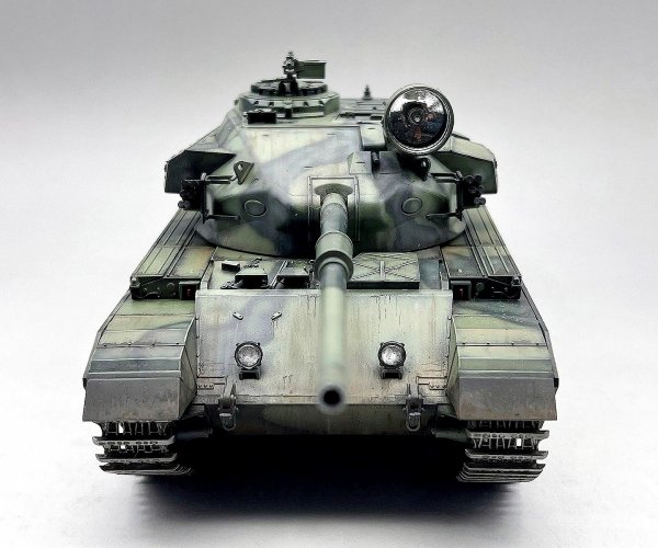 Amusing Hobby 35A071 British Main Battle Tank Centurion Action X 1/35