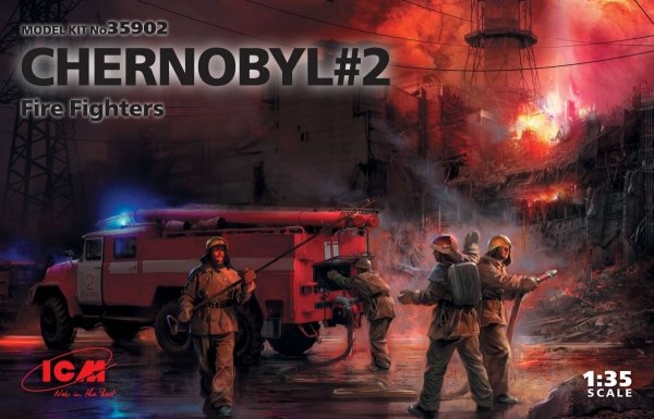 ICM 35902 Chernobyl#2. Fire Fighters (AC-40-137A firetruck &amp; 4 figures &amp; diorama base with background) 1/35