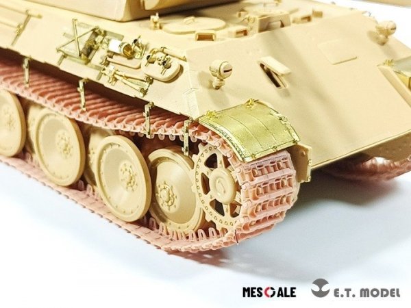 E.T. Model P35-002 P35-002 WWII German Pz.Kpfw.V &quot;PANTHER&quot; Early Workable Track (3D Printed) 1/35