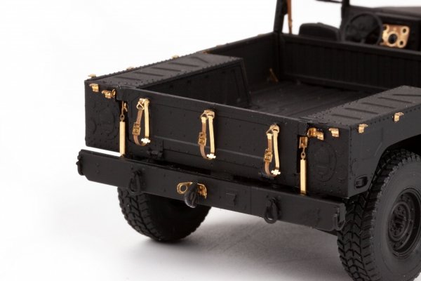 Eduard 36522 Humvee M1097A2 ICM 1/35