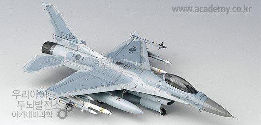 Academy 12418 KF-16C Fighting Falcon (1:72)