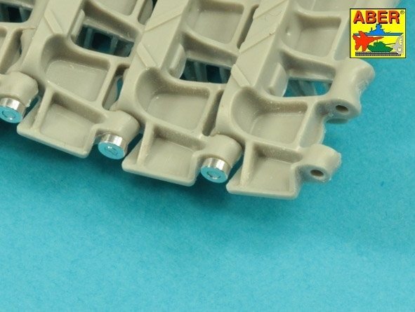 Aber 16170B Set of pins for Panther tank tracks x176 pcs / Zestaw sworzni do gąsienic czołgu Panther x176 szt  1/16
