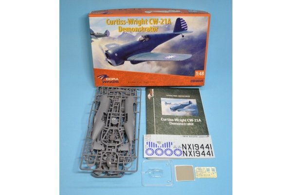 Dora Wings 48049 Curtiss-Wright CW-21A 1/48