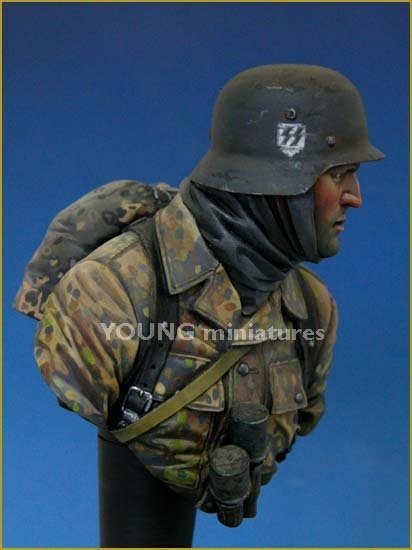 Young Miniatures YM1810 German Waffen SS Ardennes 1944(II) 1/10