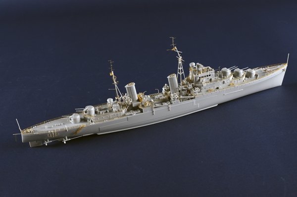 Trumpeter 05366 HMS Naiad 1/350