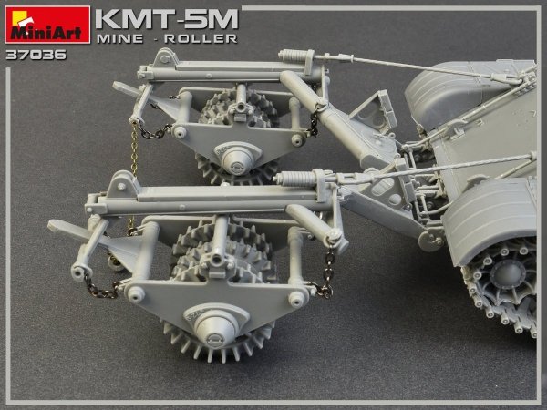 MiniArt 37036 KMT-5M MINE-ROLLER 1/35